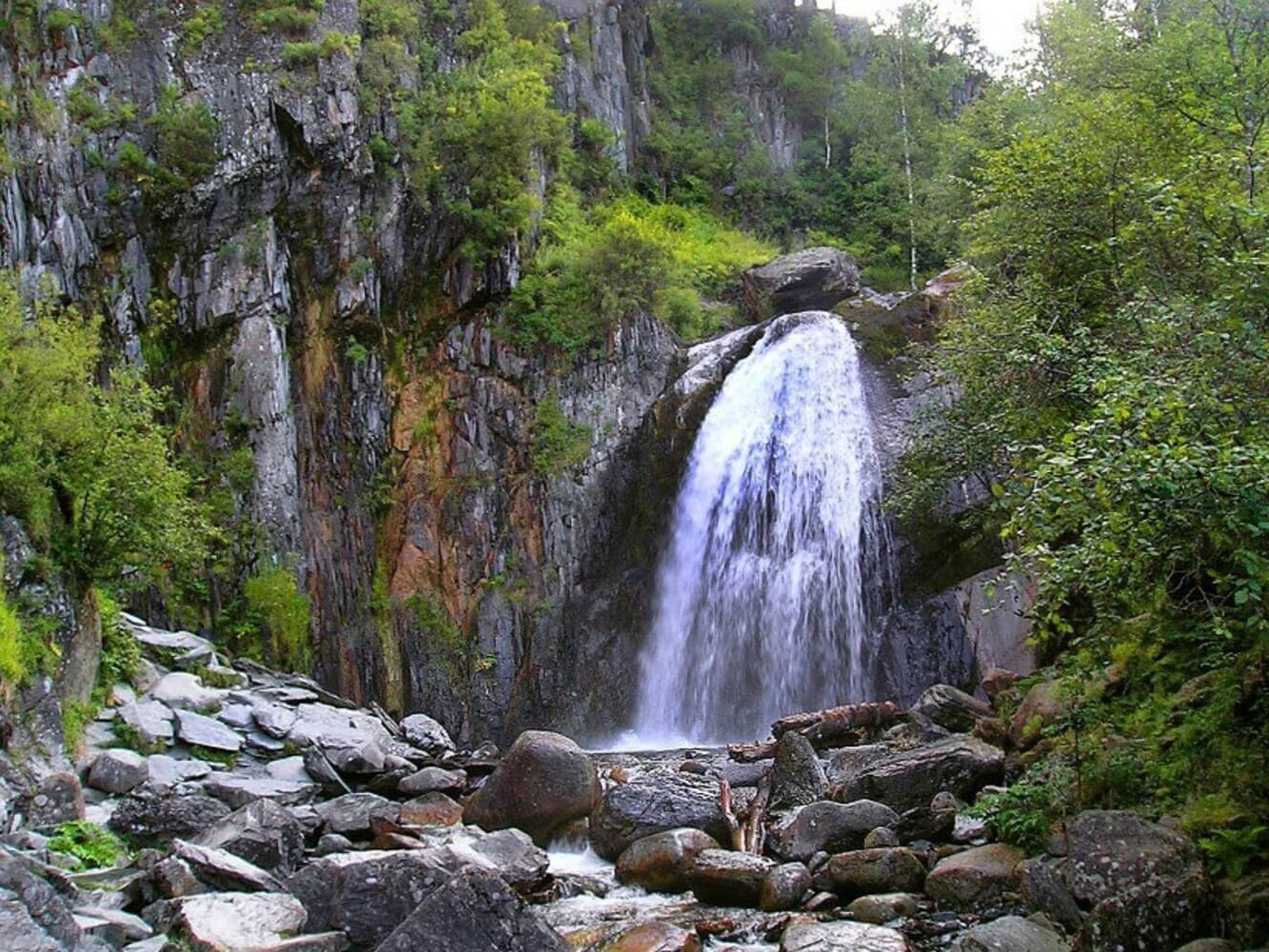 Водопад Корбу - фото 6