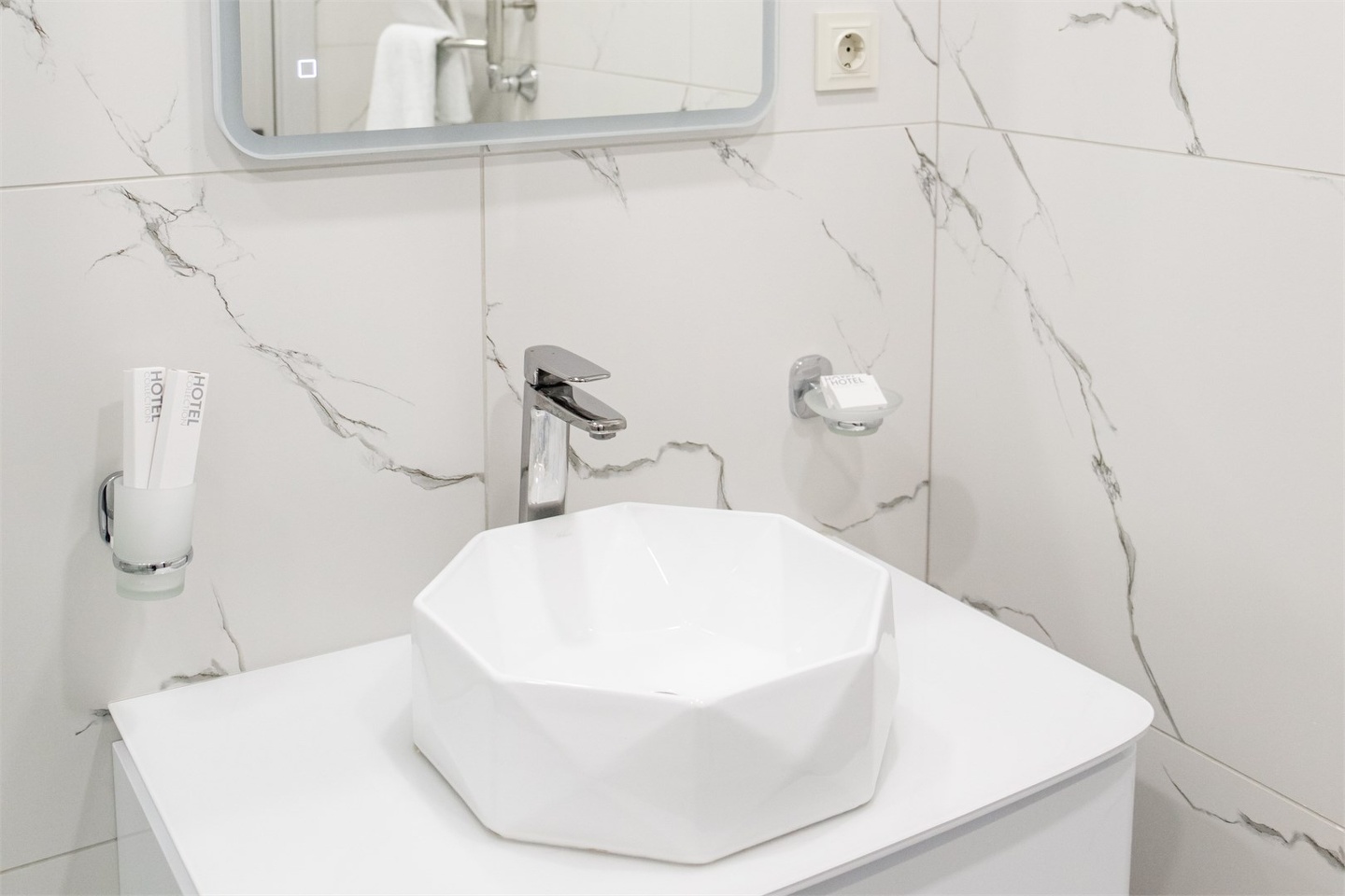 Люкс с видом на горы - фото 4