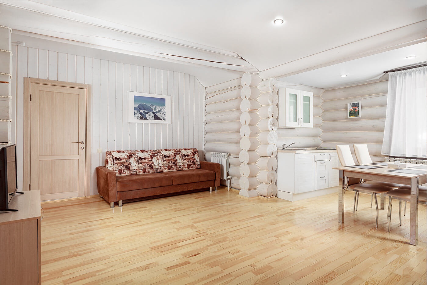 Семейный Дом номер 8 Люкс  - фото 1