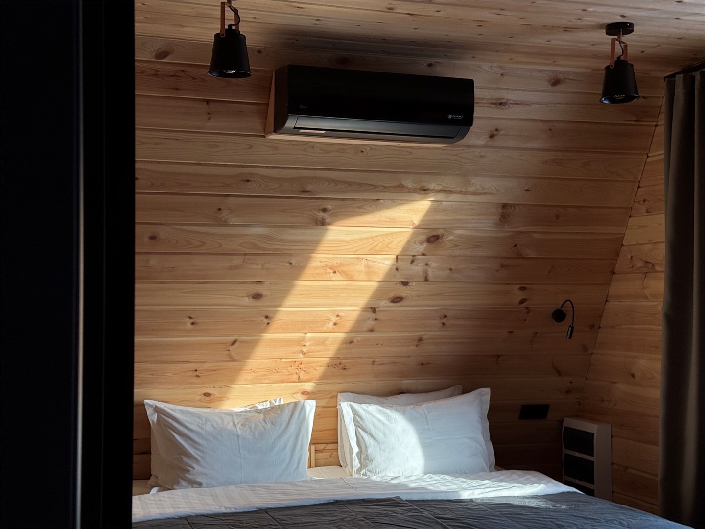 Дом А-фрейм две спальни с видом на горы - фото 10