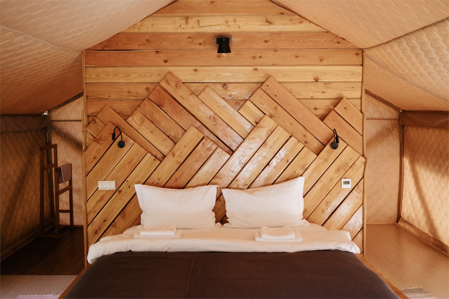 Шатер с Лучшим видом на реку - фото 2