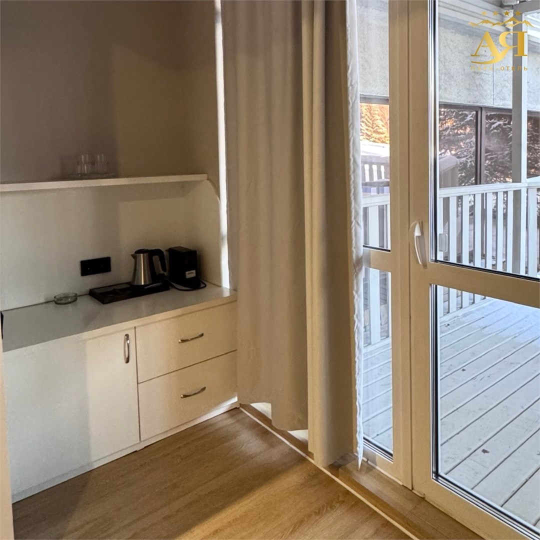 Студия с видом на озеро (Отель «Alira Palace») - фото 4