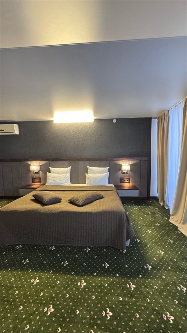 Люкс двухуровневый с видом на озеро (Отель «Alira Palace») - фото 1