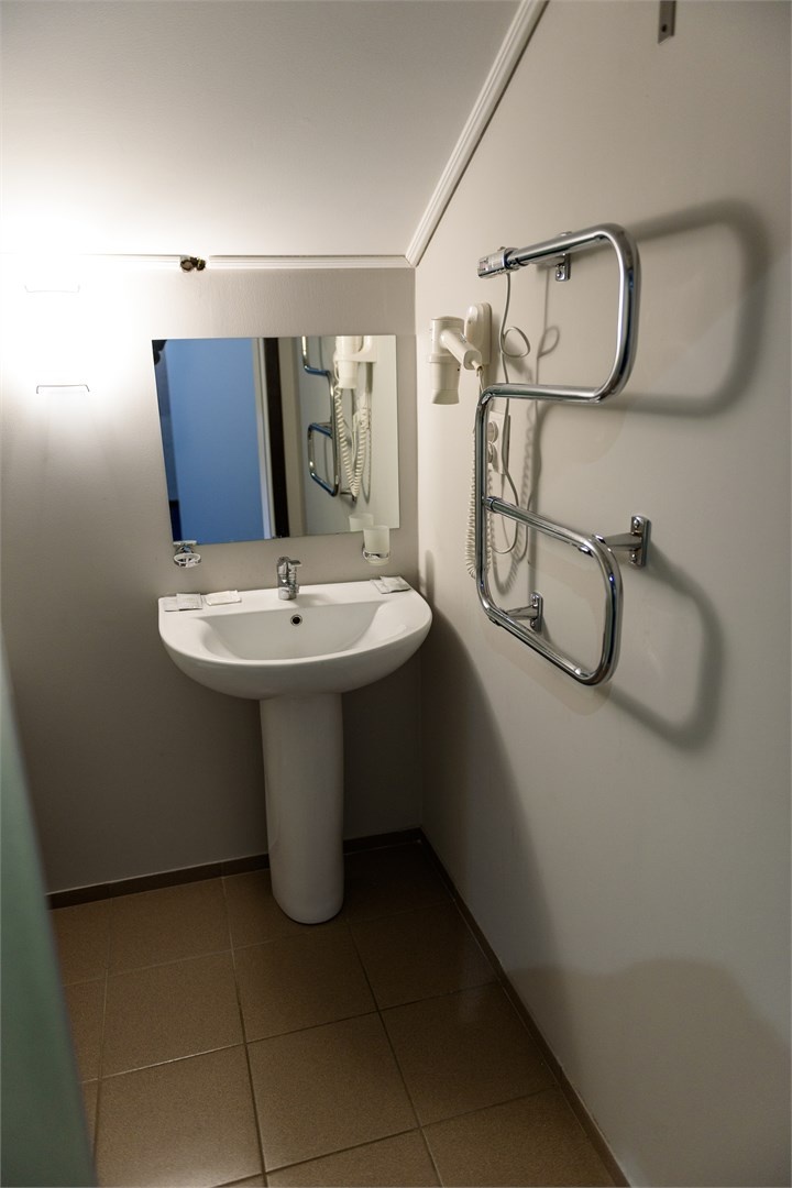 Стандарт с двухспальной кроватью ( Отель Шале) - фото 7