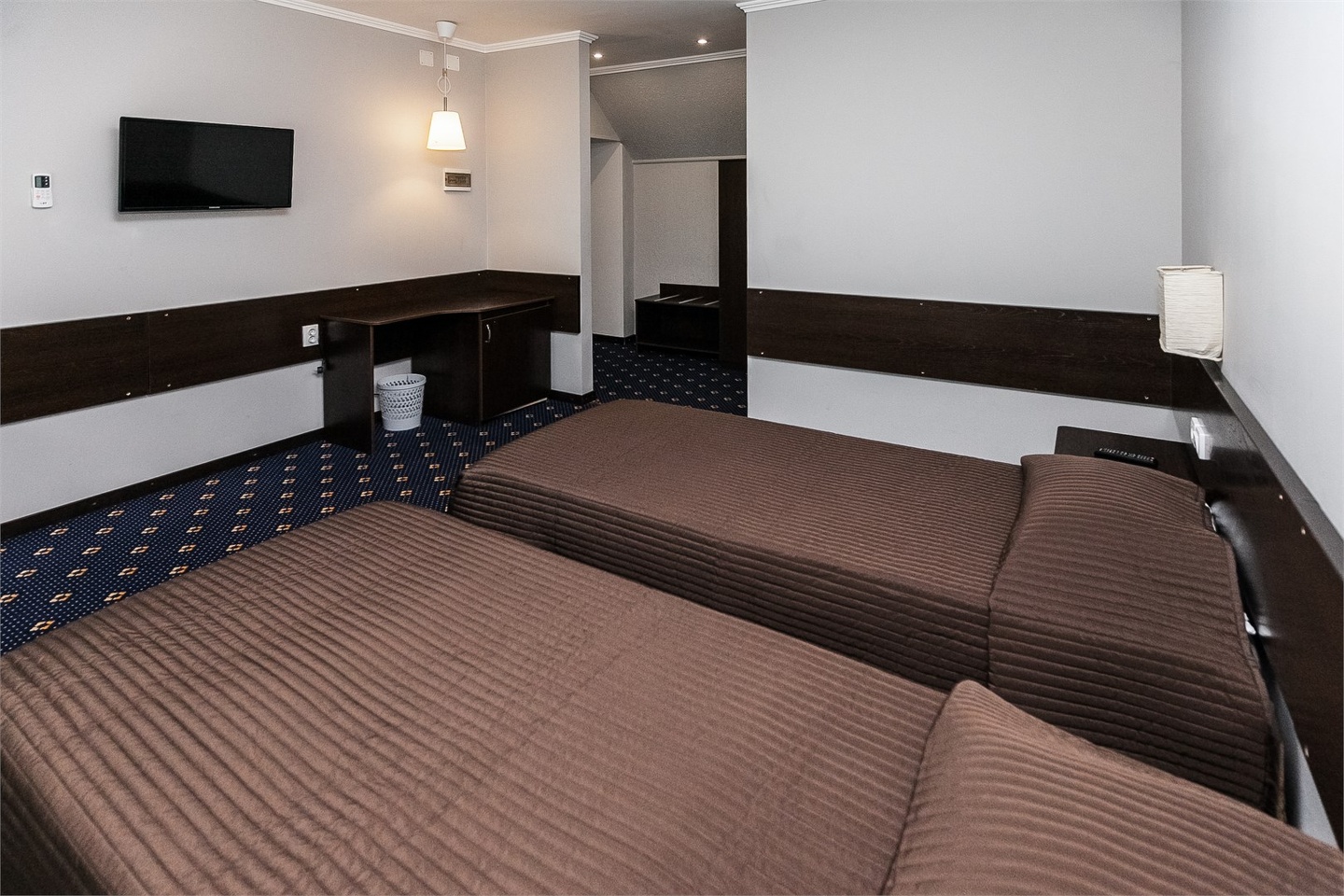 Стандарт с односпальными кроватями ( Отель Шале) - фото 2