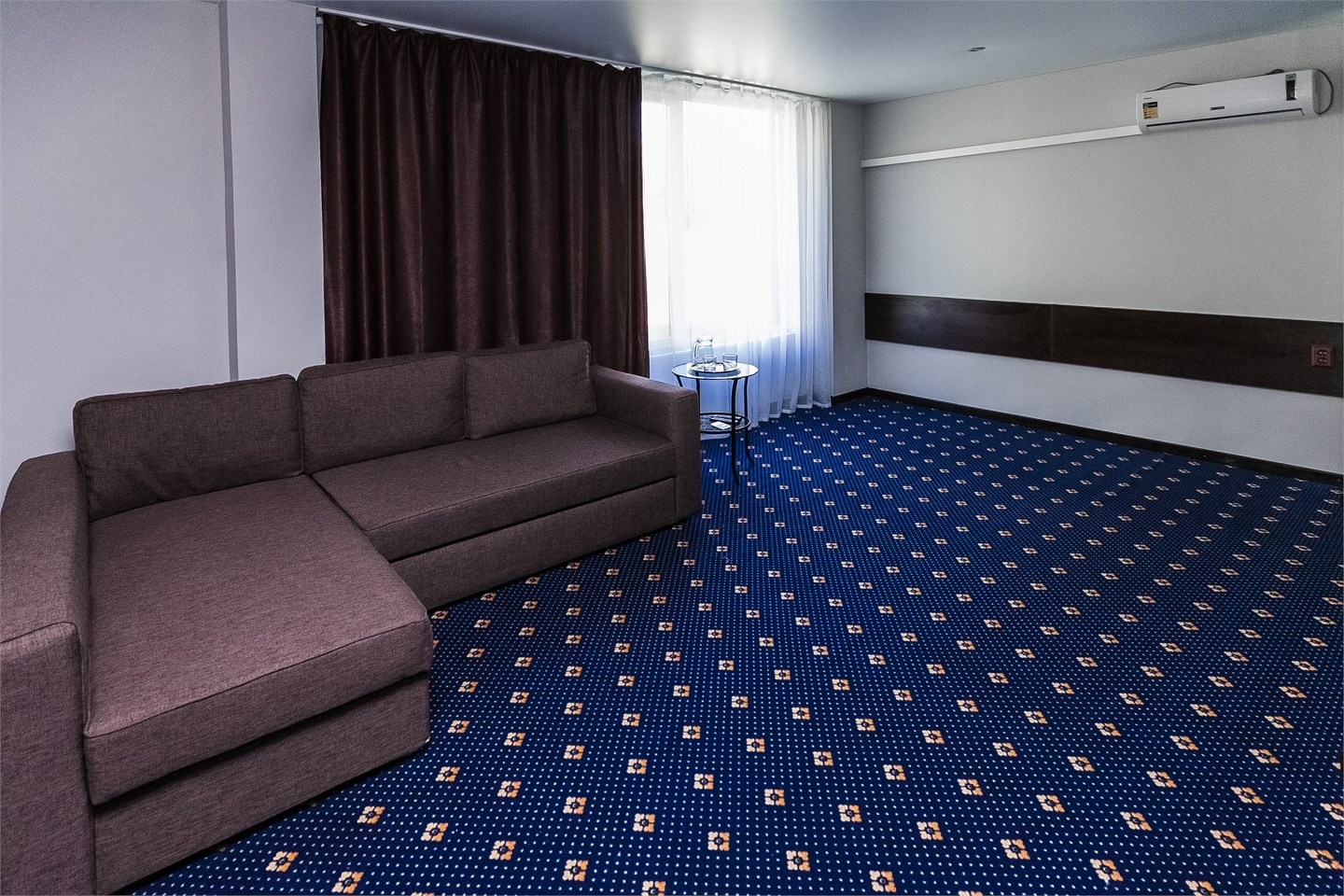 Люкс  (Отель «Шале») - фото 4