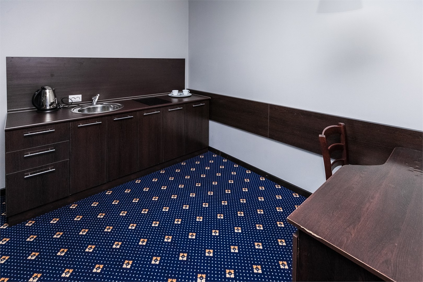 Люкс  (Отель «Шале») - фото 16