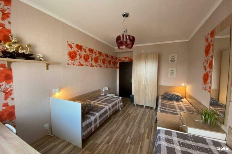 Трехместный номер с 3 односпальными кроватями с видом на горы - фото 3