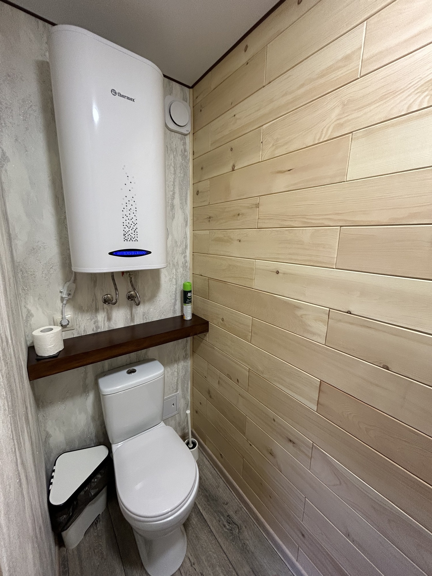 Двухкомнатный номер с балконом и видом на озеро - фото 7