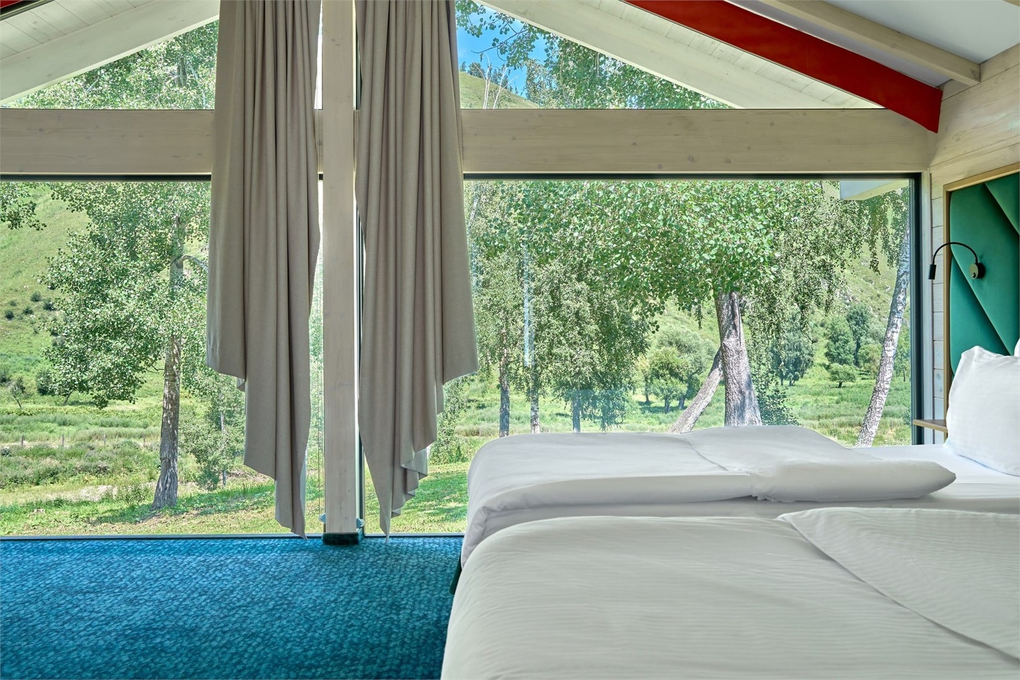 Шале с видом на парк маралов c двумя раздельными кроватями 1-я линия - фото 4