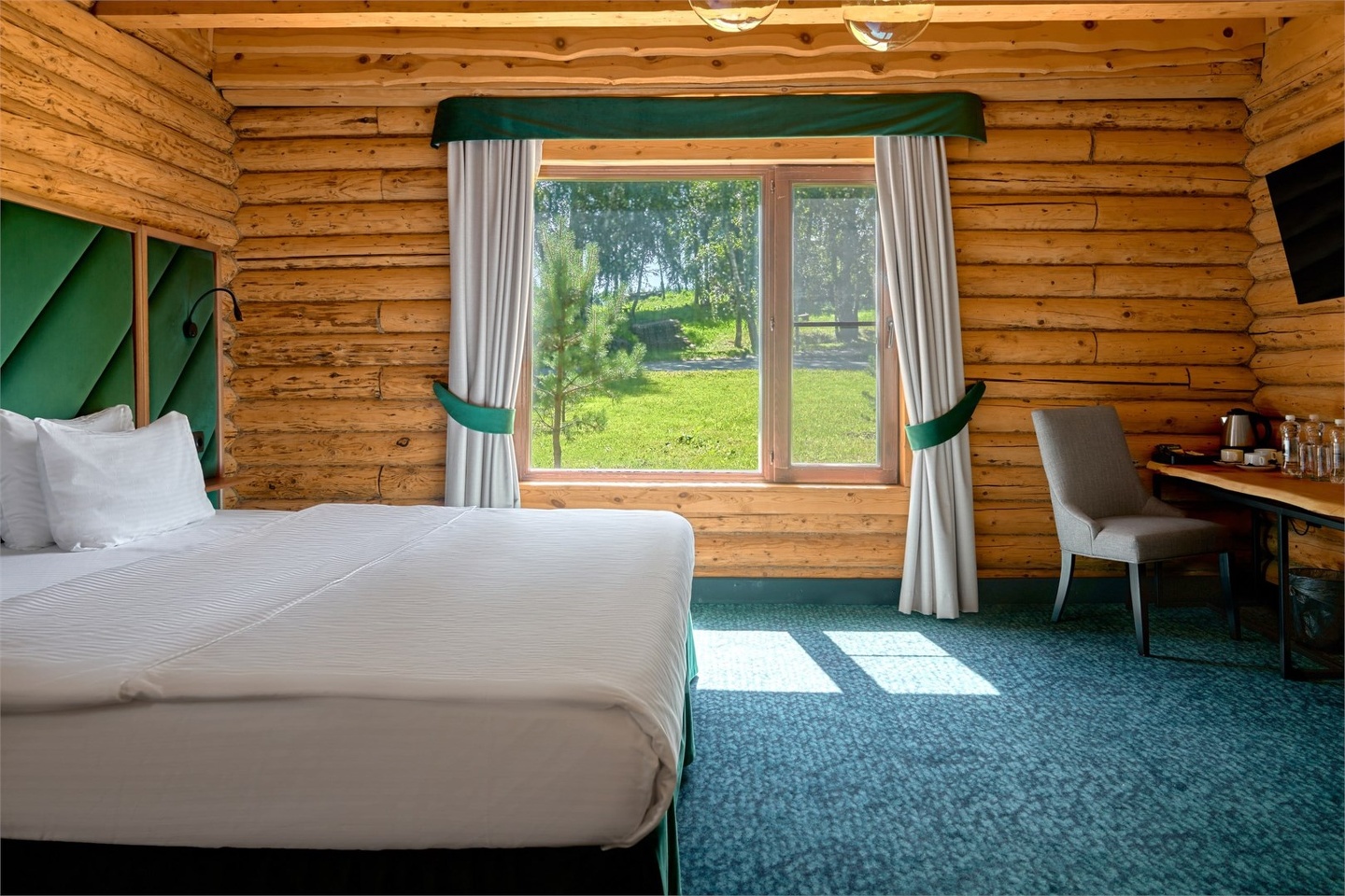 Вилла Полулюкс с видом на парк маралов - фото 1