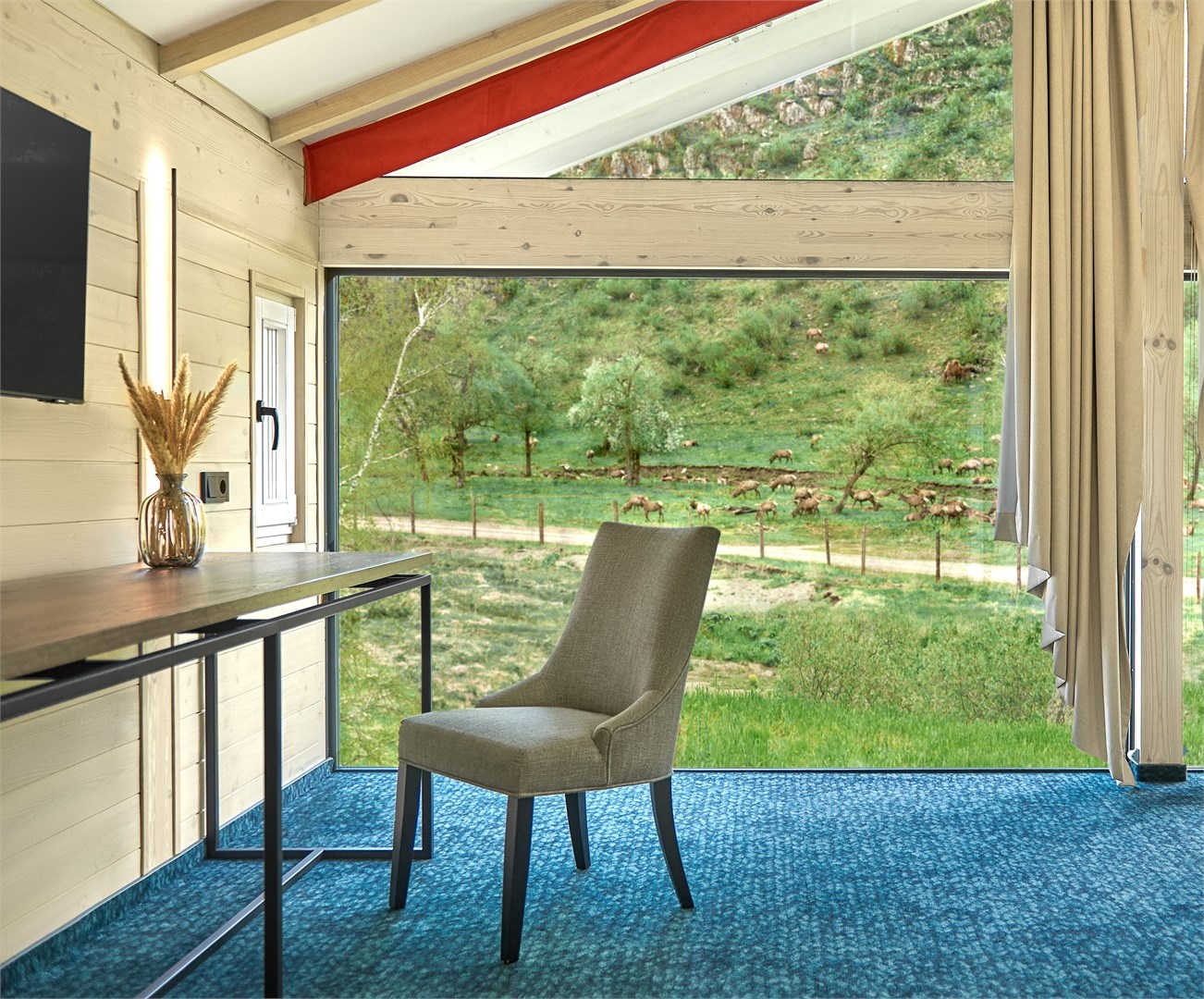 Шале c видом на парк маралов с двумя раздельными кроватями 2-я линия - фото 1