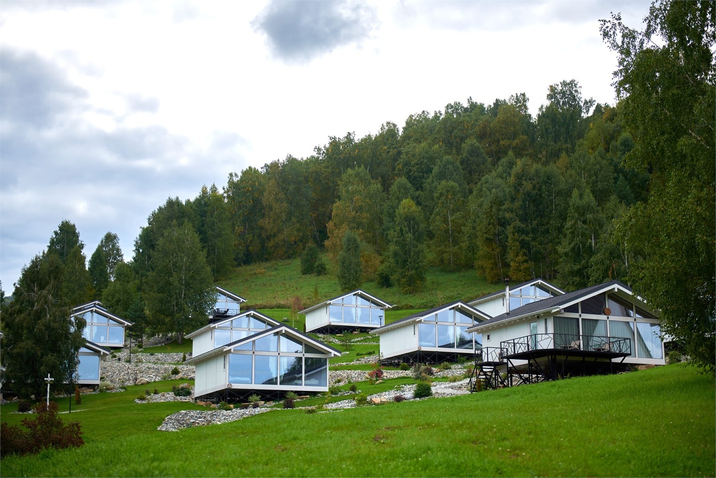 Вилла с террасой и панорамным видом на горы - фото 17