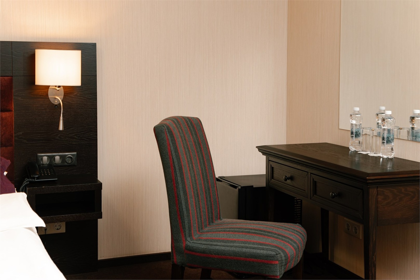 Полулюкс с двуспальной кроватью - фото 5