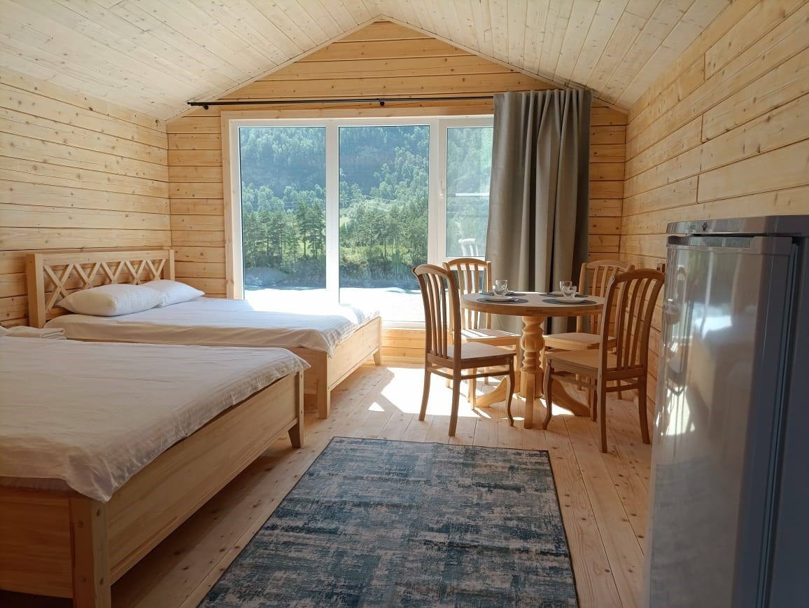 Четырёхместный дом с видом на р. Катунь - фото 1