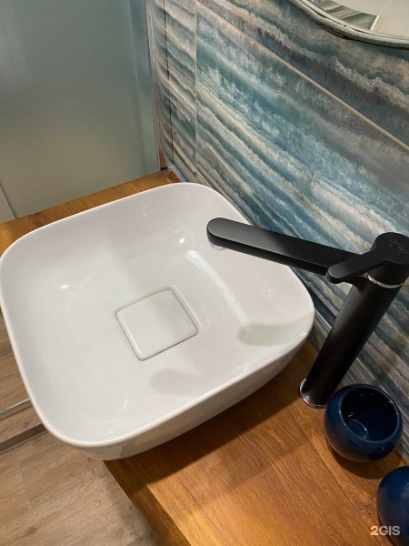 Номер на 2-х человек (160*200) вид на территорию - фото 3