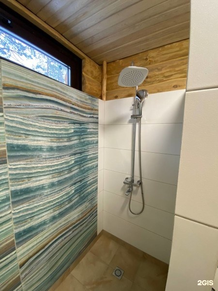 Большой номер на 3-х человек (2-х яр.кровать+диван) - фото 4