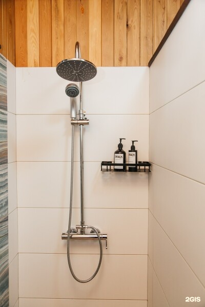 Номер на 2 человек с террасой (большая кровать+ диван) - фото 5