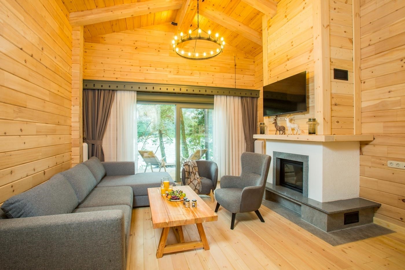 Семейное Шале с видом на реку - фото 12