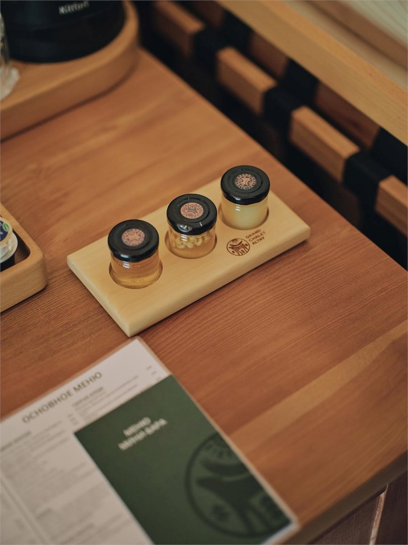 Классик Шале с видом на реку - фото 10