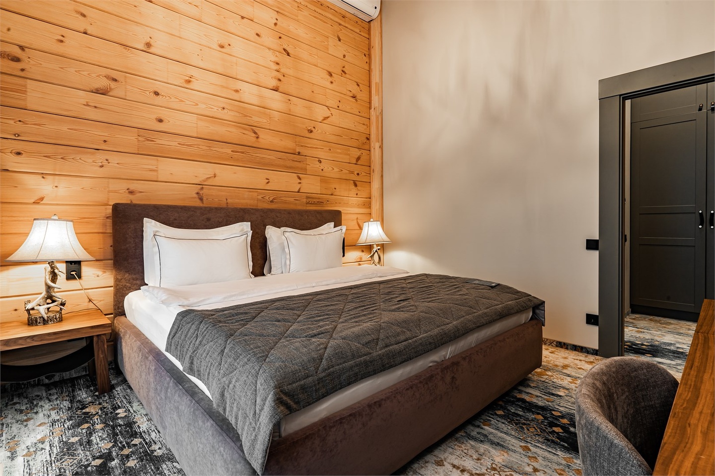 Люкс с двумя спальнями - фото 9