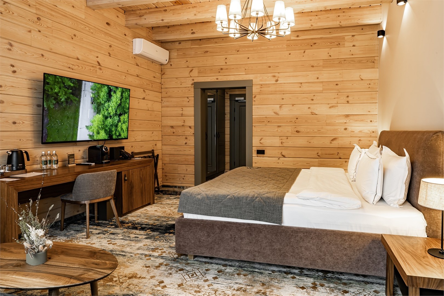 Номер Делюкс с двуспальной кроватью с видом на гору - фото 4