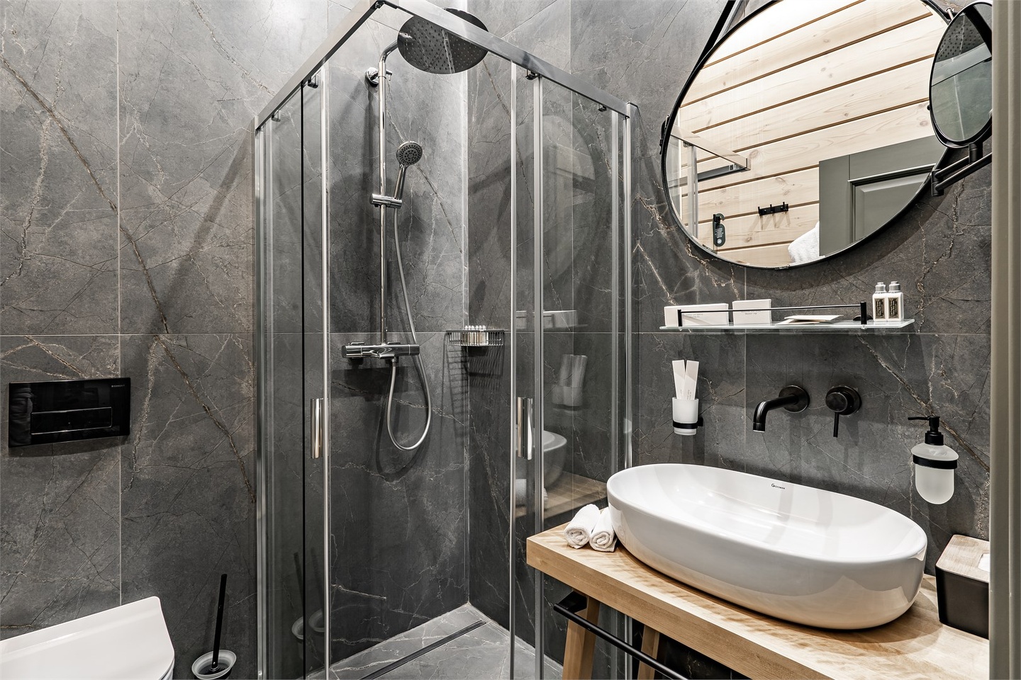 Номер Делюкс с двуспальной кроватью и видом на реку - фото 8