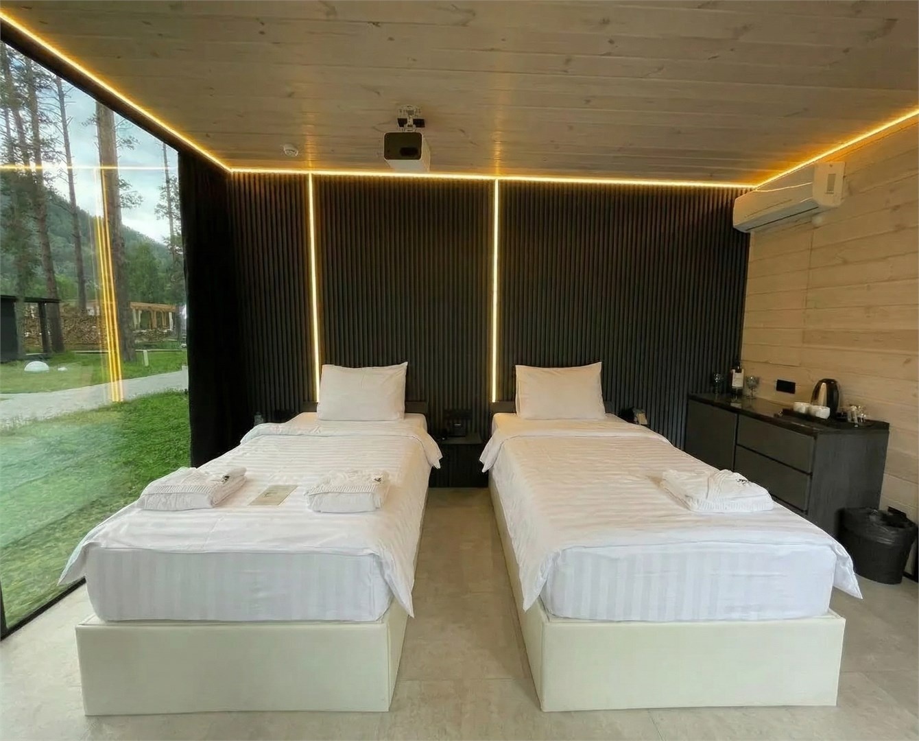 Зеркальный дом - фото 5