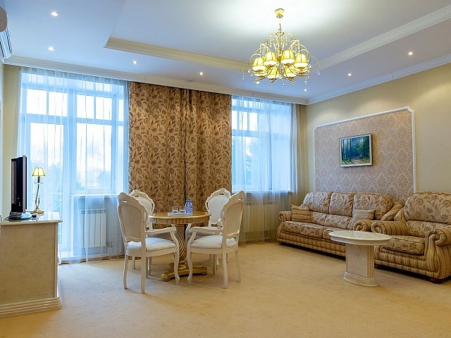 Апартаменты с балконом - фото 1