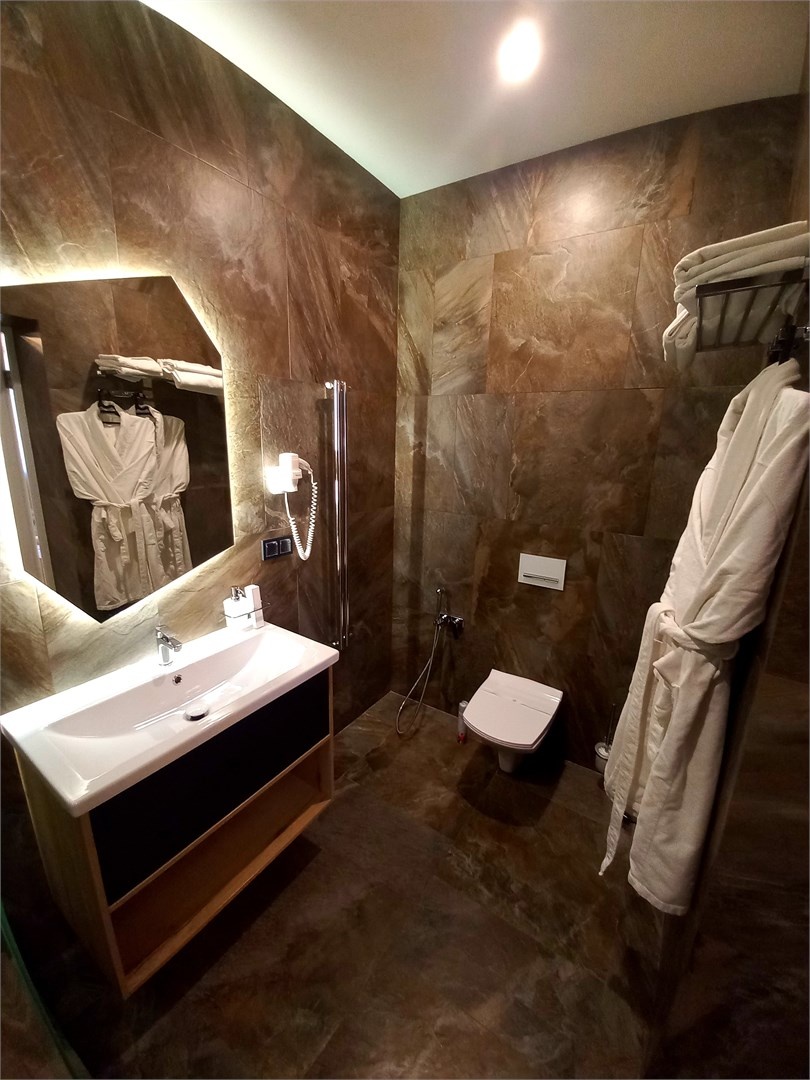 Джуниор Сюит - фото 4