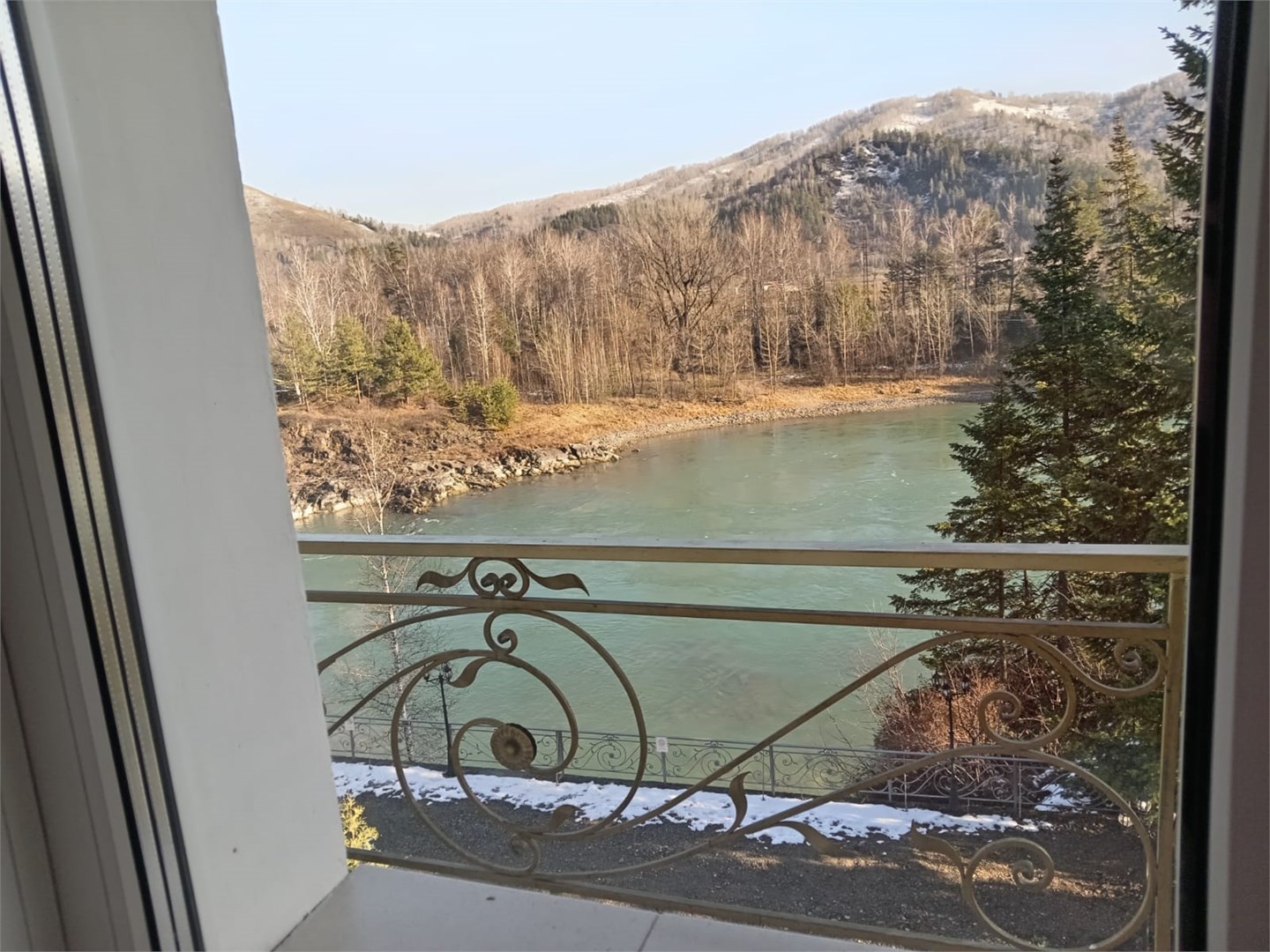 Люкс с балконом - фото 5