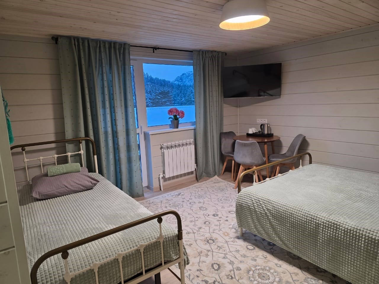 №7. 3-х местный номер (3 этаж) - фото 1