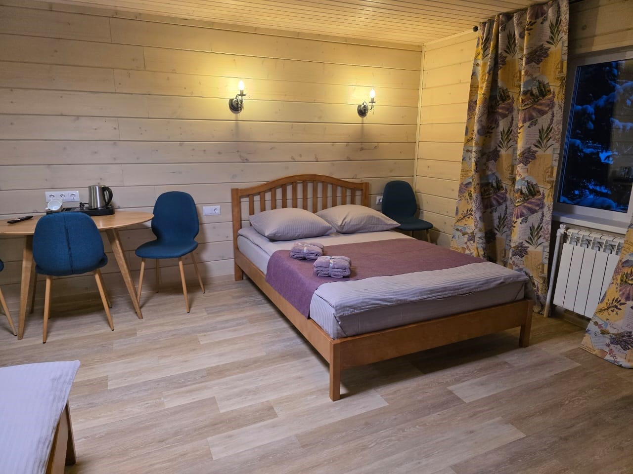 №6. 4-х местный номер с удобствами (3 этаж) - фото 3